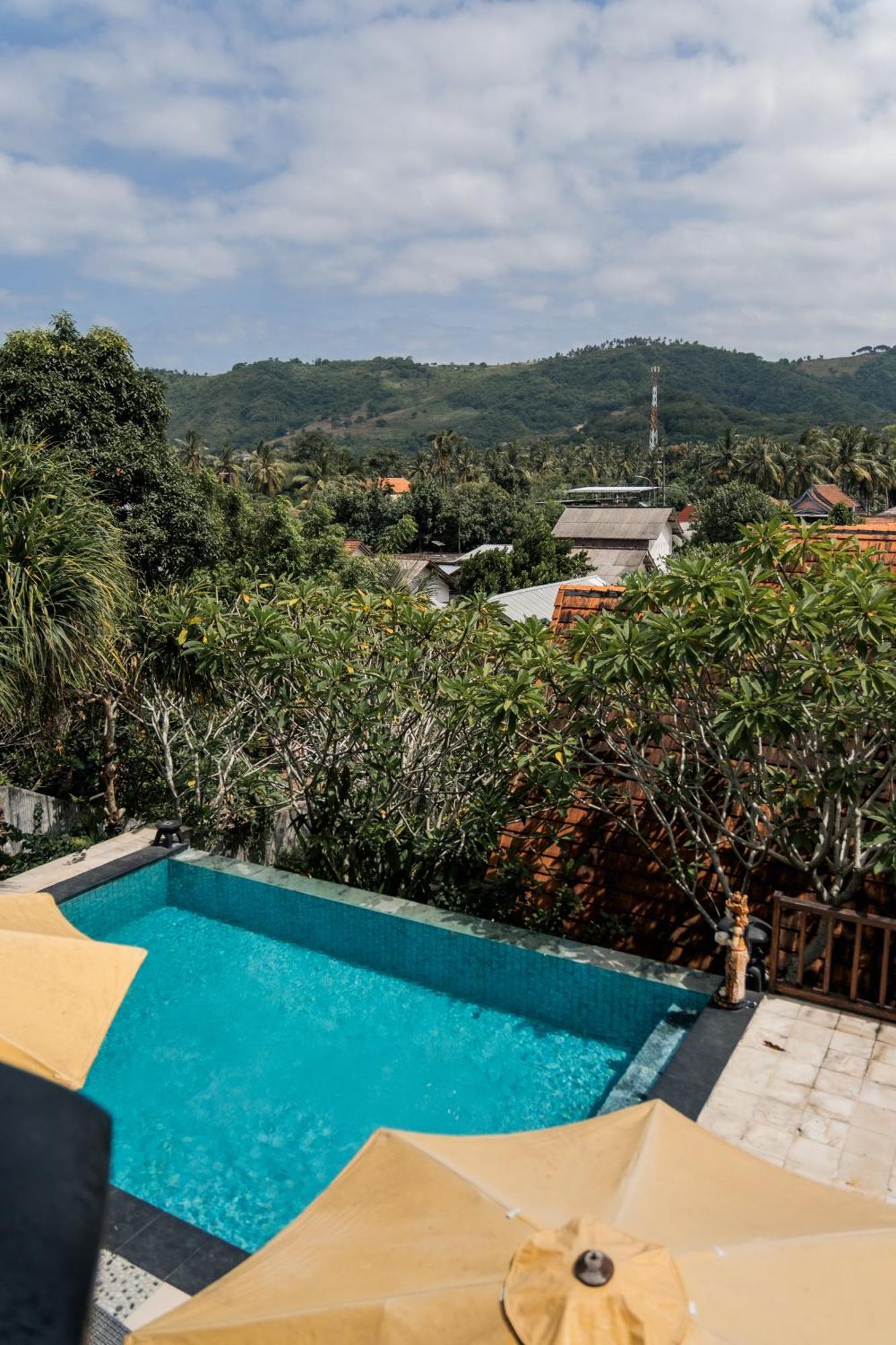 Yoki'S Bungalow Kuta  Екстериор снимка